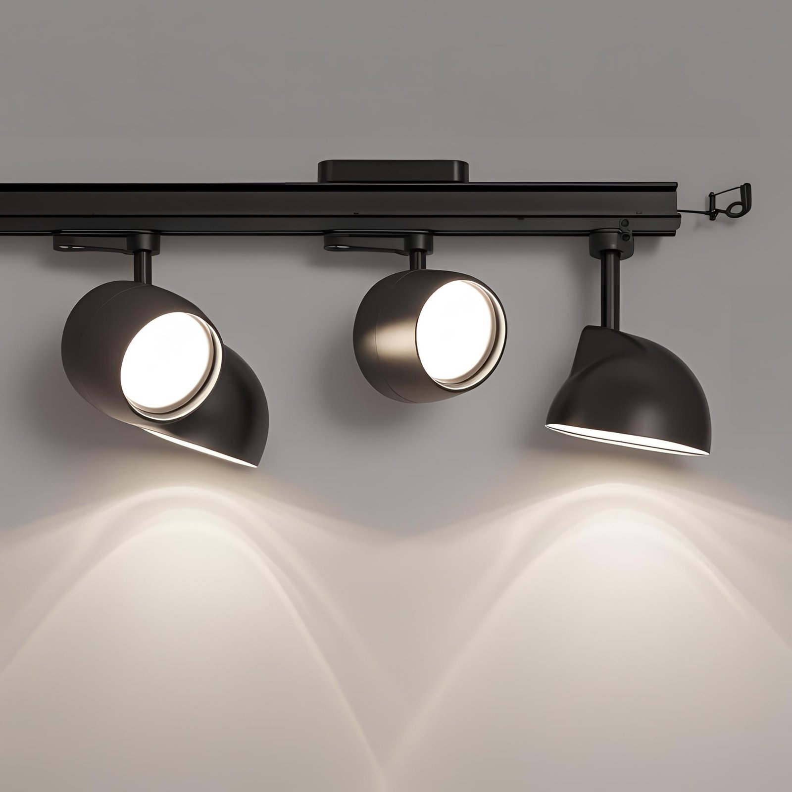 Curved Magnetic Track Setups